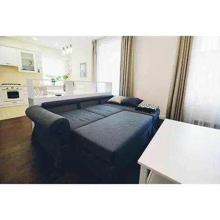 для цінувальників львівського середньовіччя * Leopoli