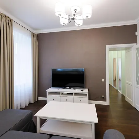 для цінувальників львівського середньовіччя Lviv